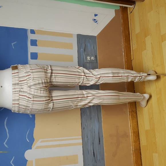 American Eagle jean & Gap jacket combo - Picture 13 of 16